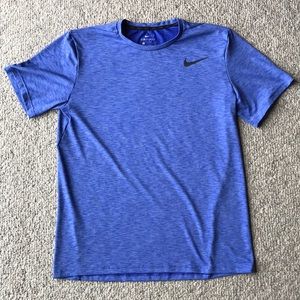 Nike Dri-Fit T-shirt Men’s L